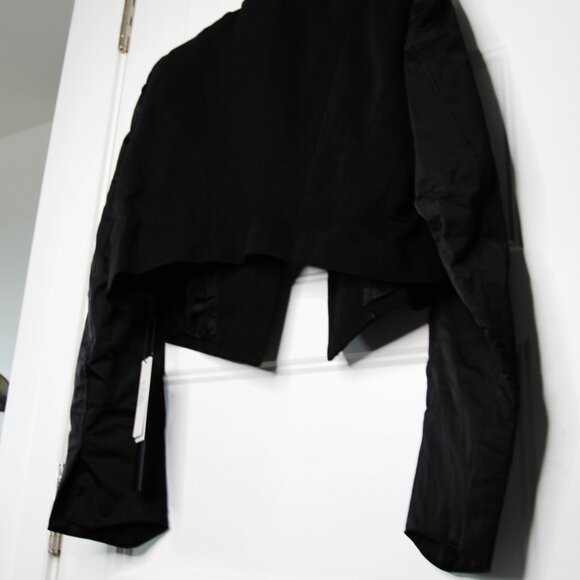 BNWT SS23 JULIUS "GALLU" DUAL MATERIAL CROPPED JACKET 3 - Picture 7 of 12